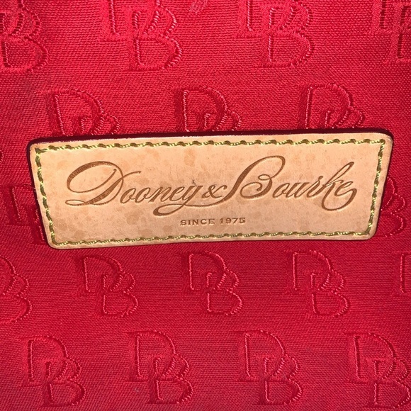 Gently Loved Dooney and Bourke Satchel /Tote - Picture 3 of 13